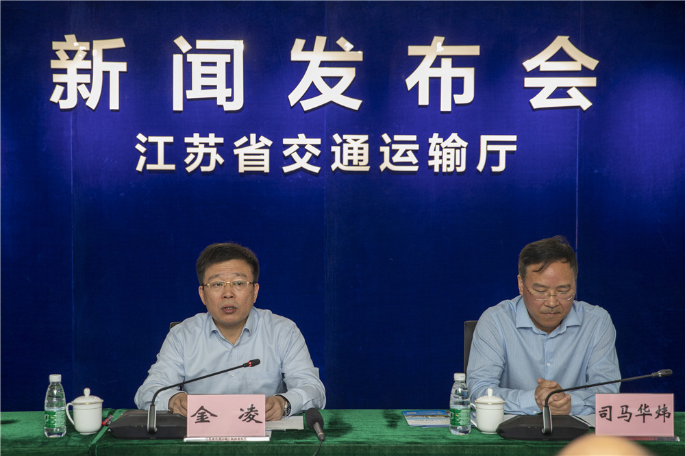 1561512579286027553.jpg 738613166.jpg